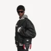 Balenciaga para homem | Bolsa a tiracolo Explorer, em colaboração com a NBA, em preto/branco/vermelho vermilhão
