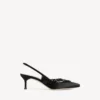 Balenciaga para mulher | Slingback Manolo Blahnik em preto