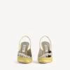 Balenciaga para mulher | Slingback Manolo Blahnik em verde-limão