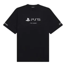 Balenciaga x PlayStation: Colaboração PS5 com padrão geométrico alfabético, manga curta, unissexo, preto 651795TKVF31070 Balenciaga x PlayStation: Colaboração PS5 com padrão geométrico alfabético, manga curta, unissexo, preto 651795TKVF31070