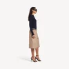 Bermudas de senhora na cor duna