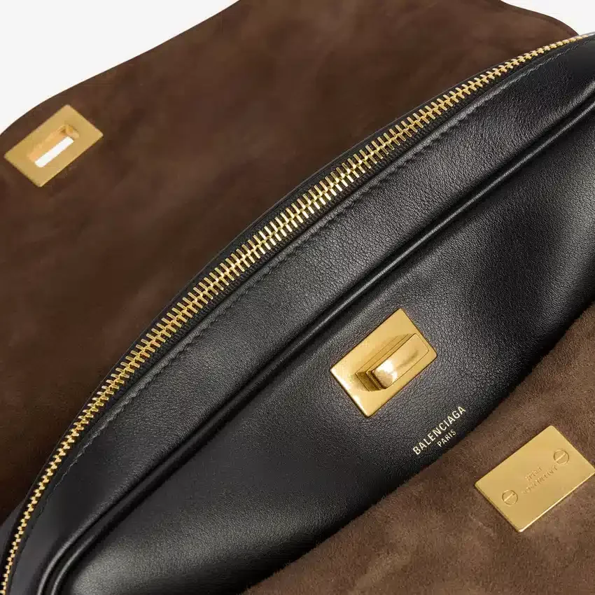 Bolsa de ombro Le 7 para mulher, tamanho médio, em preto Bolsa de ombro Le 7 para mulher, tamanho médio, em preto