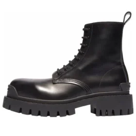 Bota Strike com atacadores «Black» 590974WA9601000