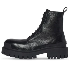 Botas Strike com atacadores «Pele de borrego preta» 590974WAD401000