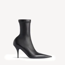 Botins Avenue para mulher em preto