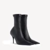 Botins Avenue para mulher em preto