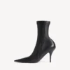 Botins Avenue para mulher em preto