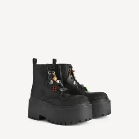 Botins de plataforma femininos «Strike» com pingentes em preto/multicolorido