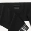 Cachecóis com franjas para homem em preto