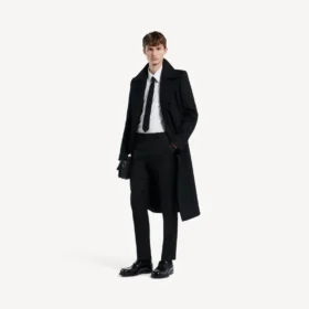 Calças justas de homem em preto