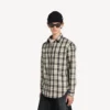 Camisa de corte regular para homem em branco/preto