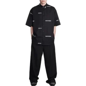 Camisa de manga curta com logótipo por toda a peça «Black White» 681702TOL651070
