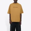 Camisa de manga curta masculina Balenciaga com gola redonda e estampado alfabético, cor cáqui 620969TIV509605