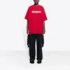 Camiseta masculina Balenciaga com padrão de letras, decote redondo, manga curta e furos, vermelha 651795TKVB86295