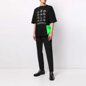 Camisola casual masculina Balenciaga SS21 com estampado, tamanho grande, manga curta, preta 641614TJV801070