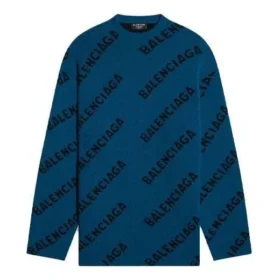 Camisola de malha de lã com gola redonda e logótipo por toda a peça «Azul Petróleo» 657400T15672470 Camisola de malha de lã com gola redonda e logótipo por toda a peça «Azul Petróleo» 657400T15672470