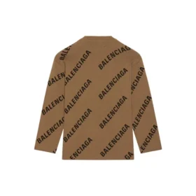 Camisola de malha de lã com gola redonda e logótipo por toda a peça «Castanho claro» 657401T32002900 Camisola de malha de lã com gola redonda e logótipo por toda a peça «Castanho claro» 657401T32002900