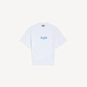 Camisola de manga curta feminina com desenhos esboçados em branco Camisola de manga curta feminina com desenhos esboçados em branco