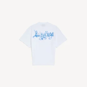 Camisola de manga curta feminina com desenhos esboçados em branco Camisola de manga curta feminina com desenhos esboçados em branco