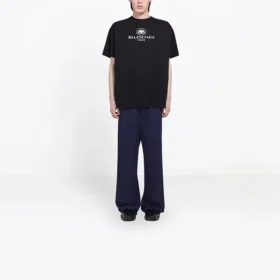 Camisola de manga curta masculina Balenciaga SS21 com padrão do logótipo «B Alphabet», preta 570803TFV761000 Camisola de manga curta masculina Balenciaga SS21 com padrão do logótipo «B Alphabet», preta 570803TFV761000