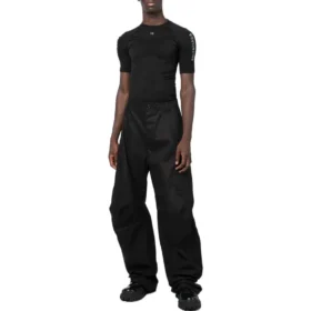 Camisola desportiva com gola redonda “Preto” 7196624C9B41000 Camisola desportiva com gola redonda “Preto” 7196624C9B41000
