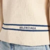 Camisola feminina com decote em barco em azul-marinho/branco