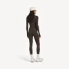 Camisola feminina de manga comprida, estilo «techwear», justa, em castanho cáqui/rosa néon