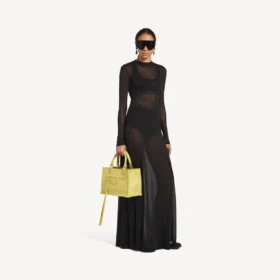 Camisola sem mangas com sutiã integrado para mulher, em preto