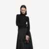 Carteira feminina em forma de Hourglass com corrente, em preto Carteira feminina em forma de Hourglass com corrente, em preto
