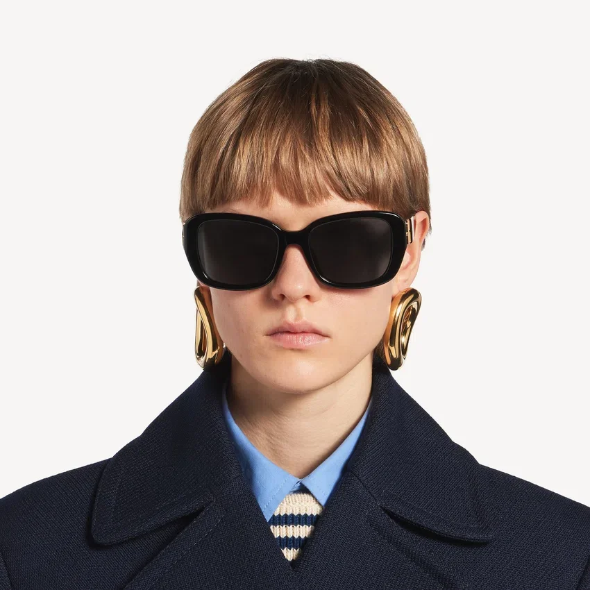 Óculos de sol Cosmo Square AF para mulher, em preto Óculos de sol Cosmo Square AF para mulher, em preto