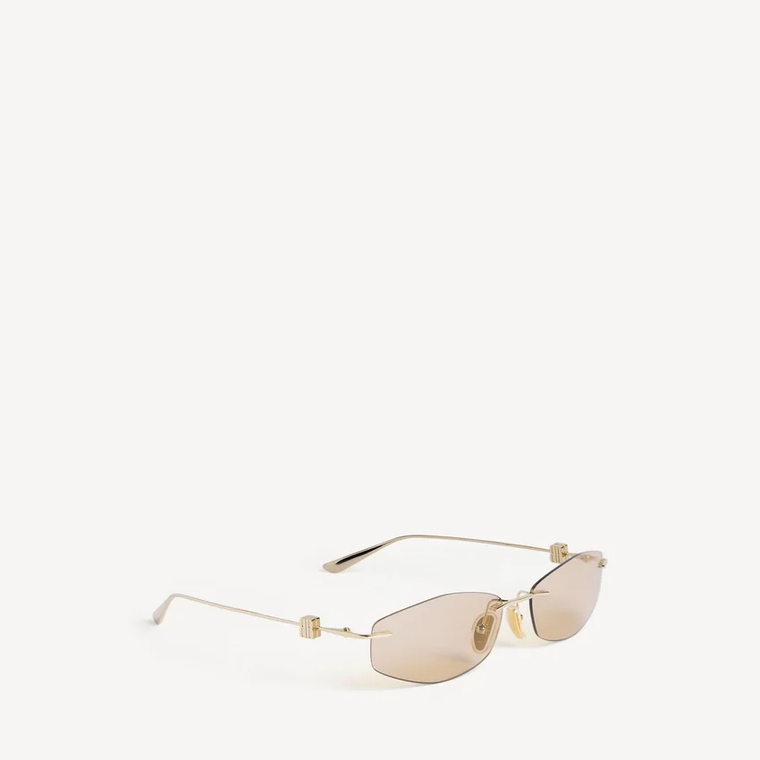 Óculos de sol femininos Nano D-Frame em ouro claro Óculos de sol femininos Nano D-Frame em ouro claro