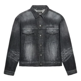 Jaqueta de Denim com logótipo nas costas, corte largo, «Fake Wash Black» 620728TIW435720 Jaqueta de Denim com logótipo nas costas, corte largo, «Fake Wash Black» 620728TIW435720