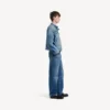 Jaqueta de motoqueiro em denim justinho para homem, em azul escuro
