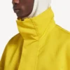Jaqueta masculina «Bodies» com meio fecho de correr, em amarelo