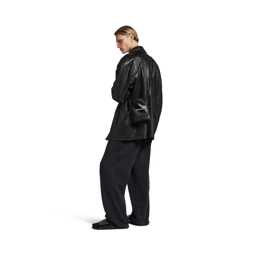 Mala de compras masculina com suporte para telemóvel em preto Mala de compras masculina com suporte para telemóvel em preto