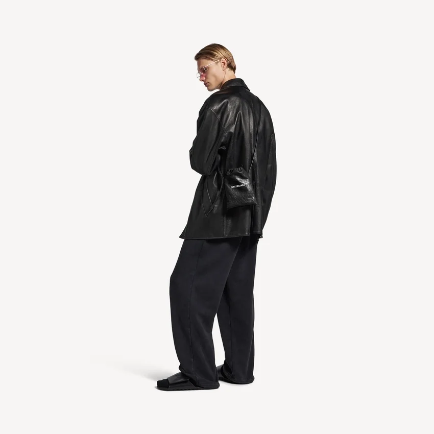 Mala de compras masculina com suporte para telemóvel em preto Mala de compras masculina com suporte para telemóvel em preto