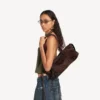 Mala feminina Le City East-West em tom espresso claro