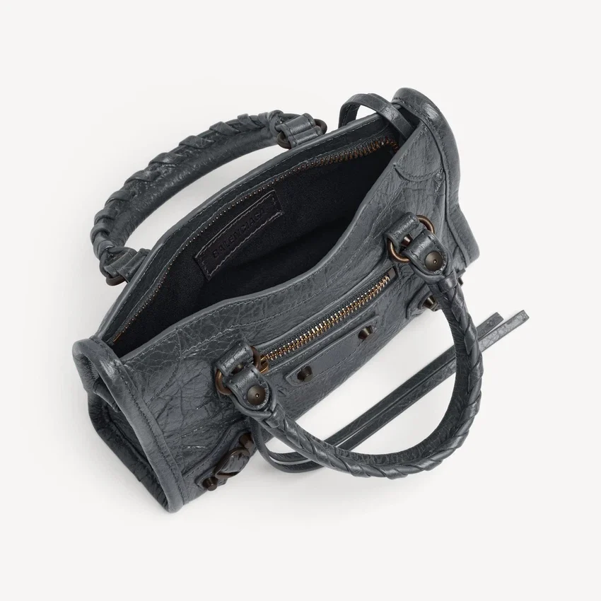 Mala Le City Bag Nano para mulher em rocha vulcânica Mala Le City Bag Nano para mulher em rocha vulcânica