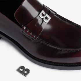 Mocassins confortáveis para homem em bordô escuro