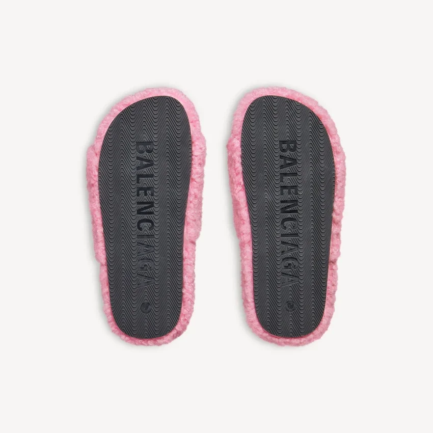 Mules aberta com pelo para mulher em rosa suave Mules aberta com pelo para mulher em rosa suave