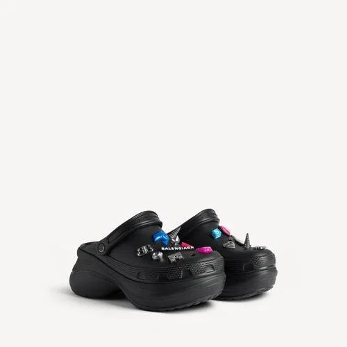 Mules Crocs™ Jibbitz™ para mulher em preto Mules Crocs™ Jibbitz™ para mulher em preto