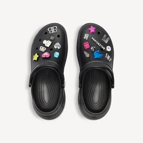 Mules Crocs™ Jibbitz™ para mulher em preto Mules Crocs™ Jibbitz™ para mulher em preto