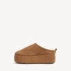 Mules de plataforma macia «Alaska» para mulher em castanho/branco