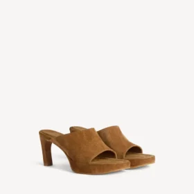 Mules Fargo para mulher em castanho