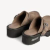 Mules Venom para mulher em cor biscoito Mules Venom para mulher em cor biscoito