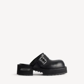Mules Venom para mulher em preto