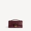 Pochette feminina em forma de Hourglass com corrente em bordô escuro Pochette feminina em forma de Hourglass com corrente em bordô escuro