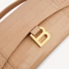 Pochette feminina em forma de Hourglass com corrente em nude