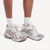 Sapatilha de corrida feminina com brilho em branco/lilás/rosa