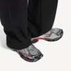 Sapatilha de corrida para homem com efeito degradê em cinzento/vermelho/preto